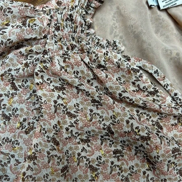 Cupcakes and cashmere floral metallic blouse - Picture 4 of 5